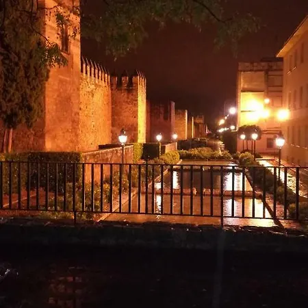 A Escasos Metros De La Mezquita * Кордова